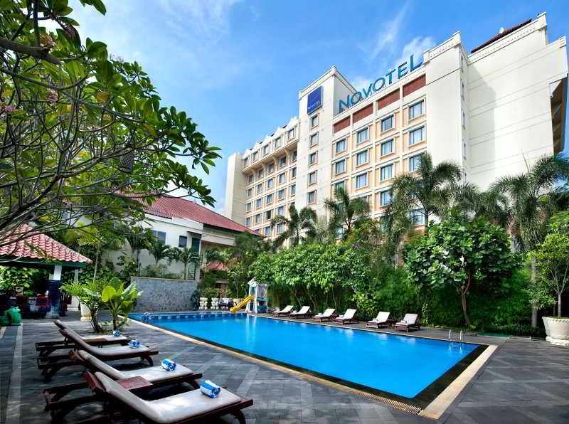 Novotel Solo Ngoại thất bức ảnh