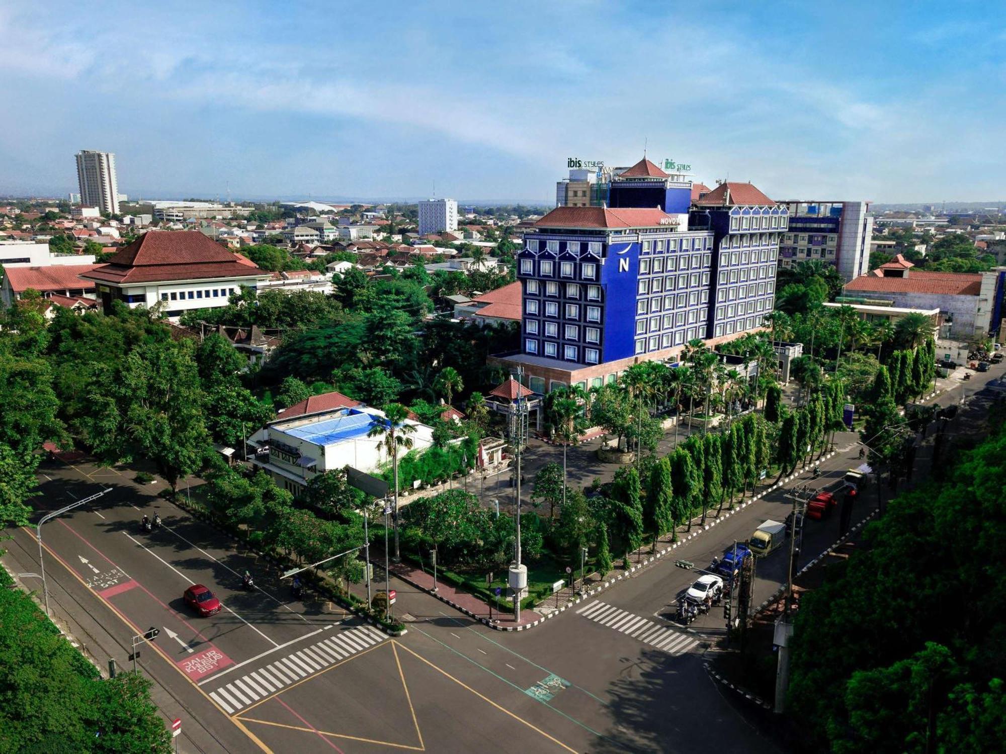 Novotel Solo Ngoại thất bức ảnh